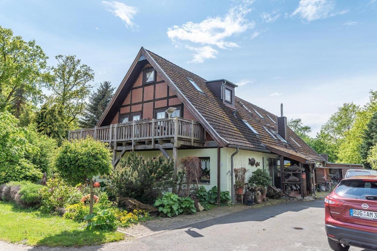 3-R-Ferienwohnung-Fuer-3-Personen-In-Schaprode-Auf-Ruegen-Zi4 Exterior photo